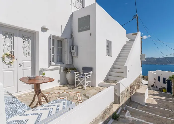 Archondoula * Plaka (Milos)